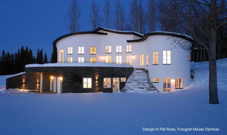 Thermomur house Sweden snow